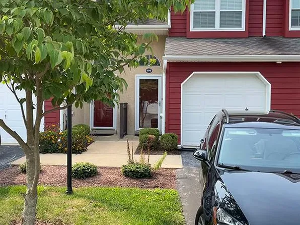 406 Worington Dr, West Chester, PA 19382