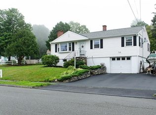 42 Ridgewood Rd, Worcester, MA 01606