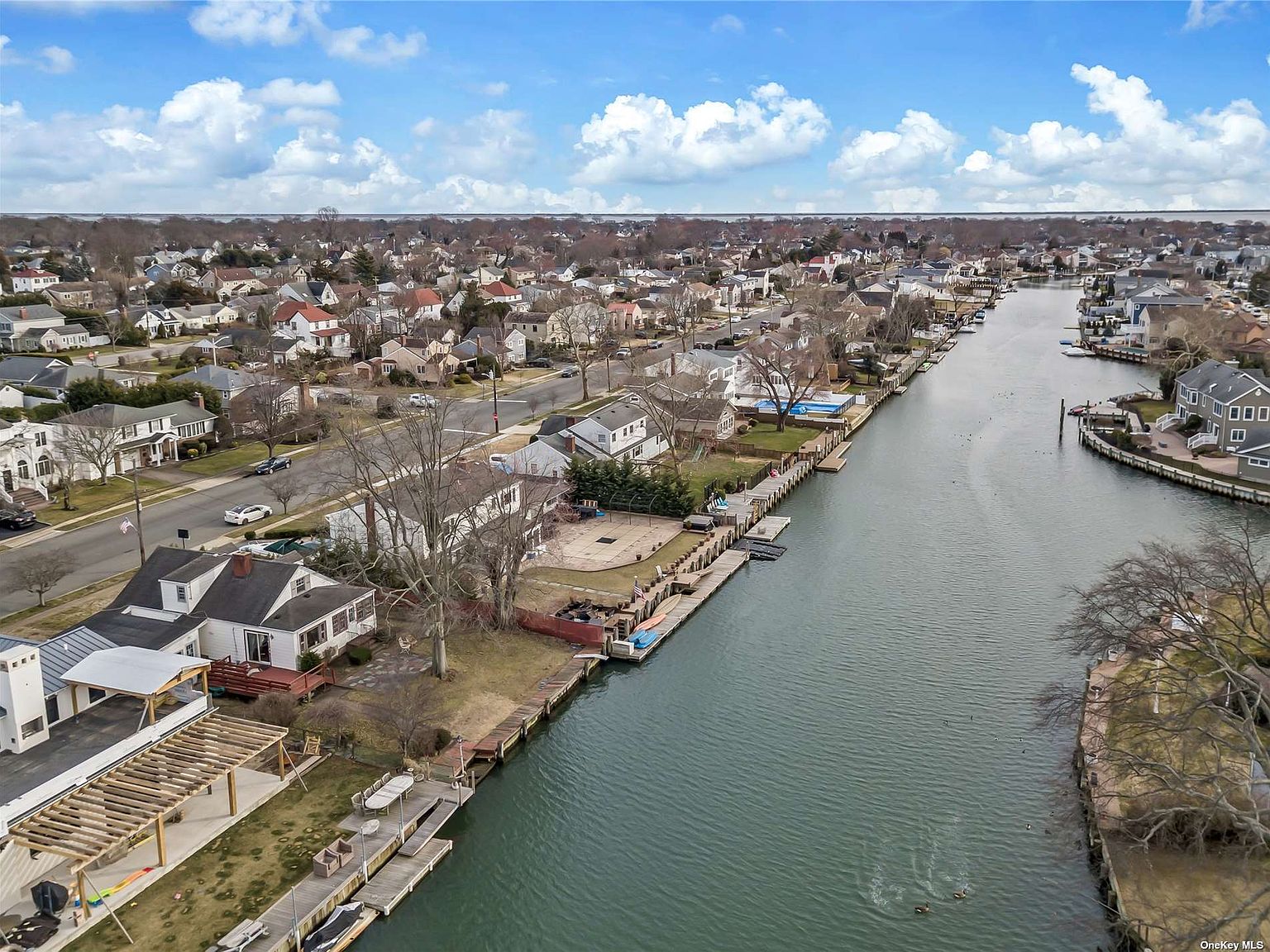 33 Biltmore Boulevard, Massapequa, NY 11758 Zillow