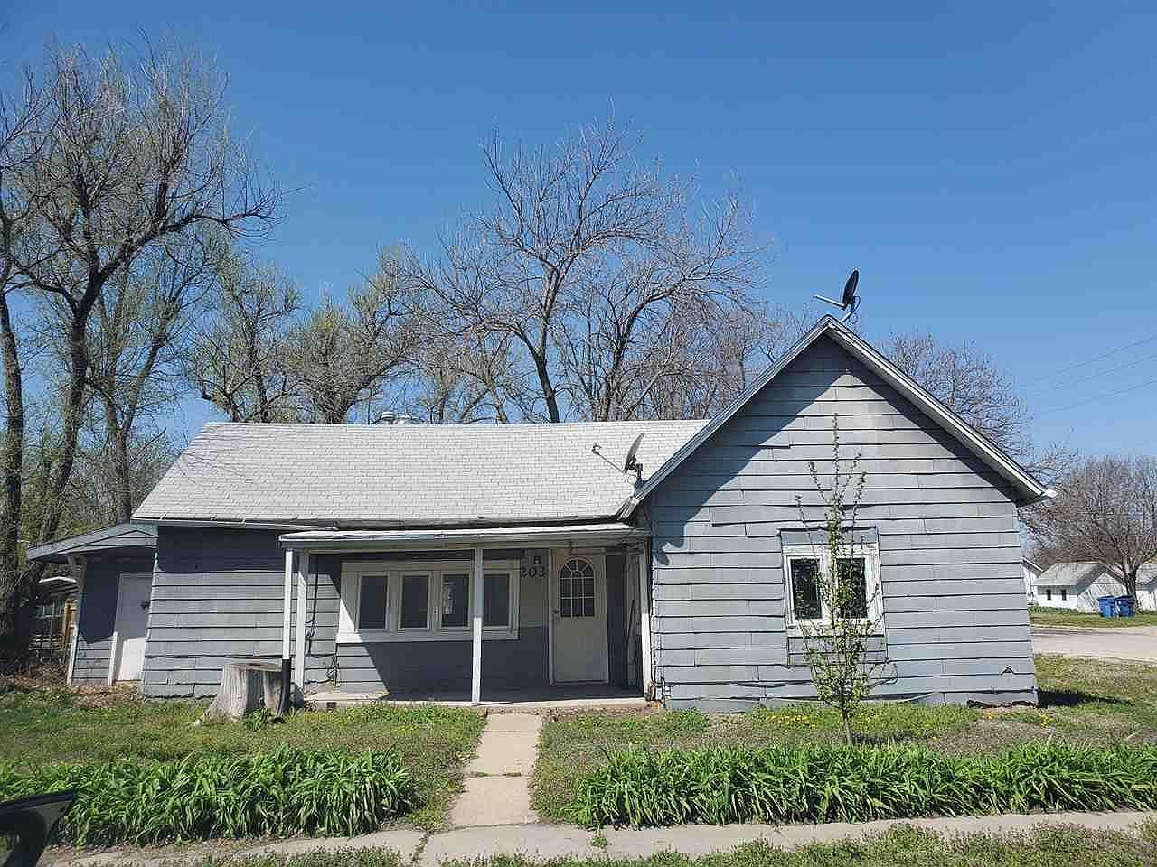 203 S Reno Ave, Burrton, KS 67020 Zillow