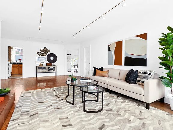 5th image of 1175 York Ave Penthouse B7
