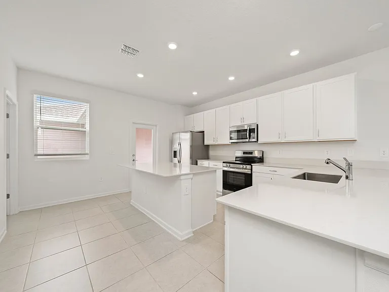 1933 Fulfillment Dr — Photo 8