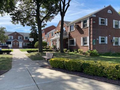 73-18 260th Street #B-1, Glen Oaks, NY, 11004