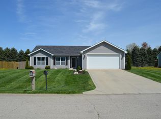 205 Blessing St, Millersburg, IN 46543