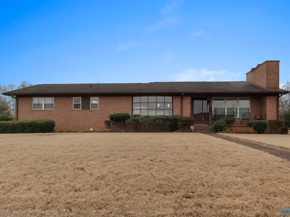 206 W Ford Ave, Muscle Shoals, AL 35661