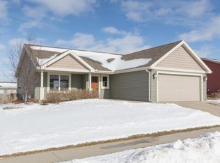 5893 Excalibur Ct NW, Rochester, MN 55901