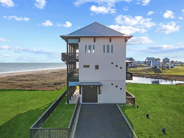 438 Seagrass, Gilchrist, TX 77650