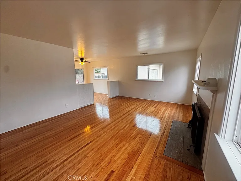 832 W Granada Ct — Photo 7