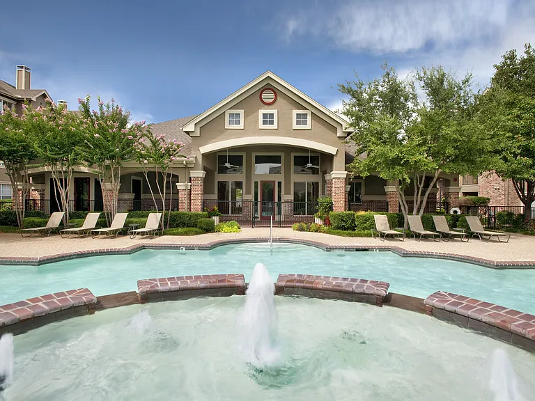 Eleven11 Lexington at Flower Mound — Photo 8