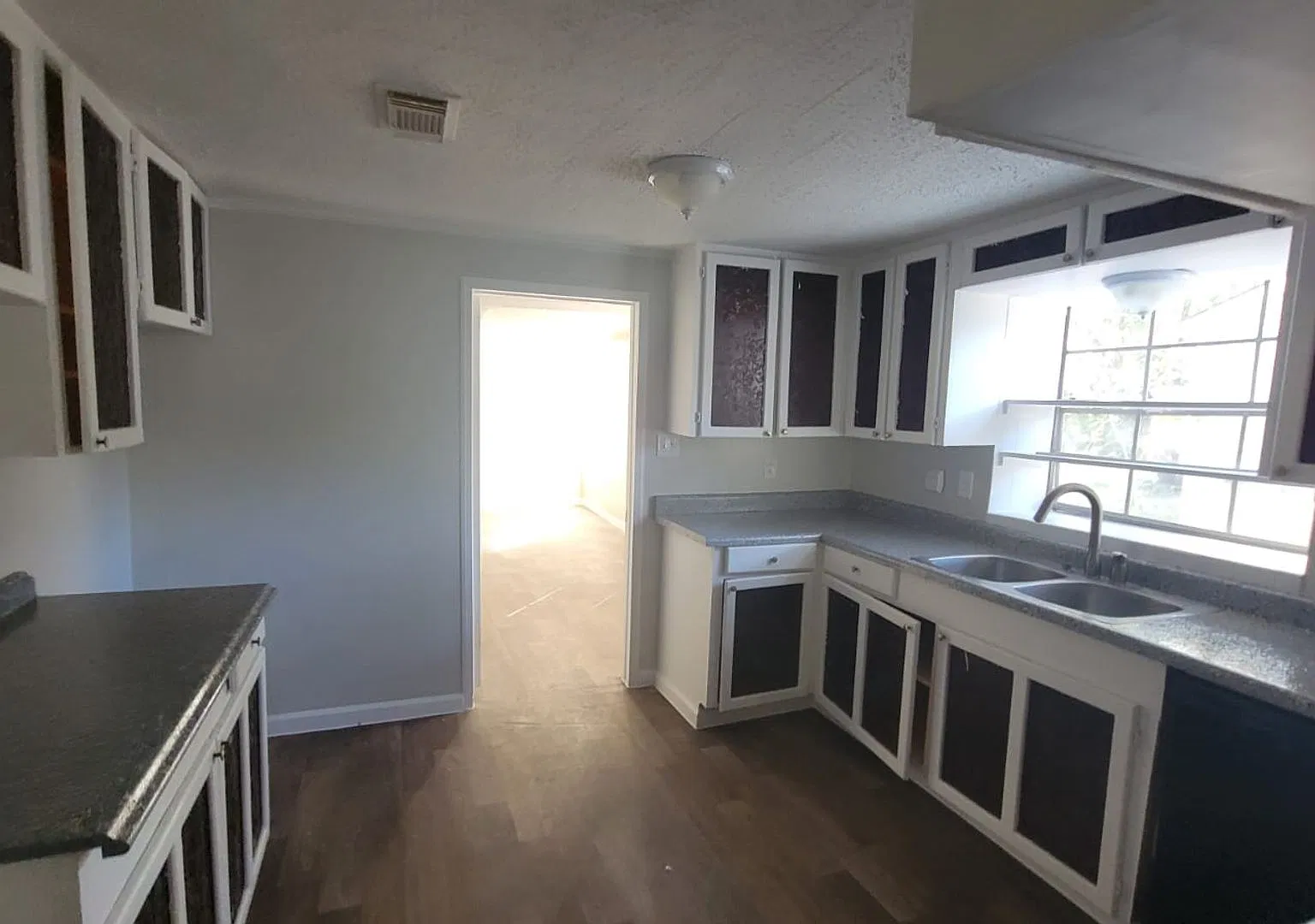 Nice property in Bolivar St, Vidor — Photo 2