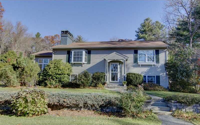2nd image of 1 Meehan Ln
