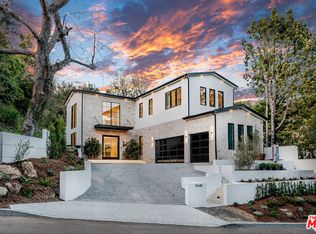 11548 Thurston Cir, Los Angeles, CA 90049