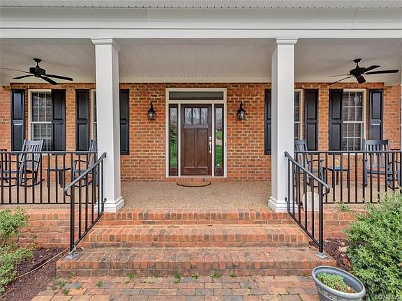 4th image of 7818 Duntrune Dr