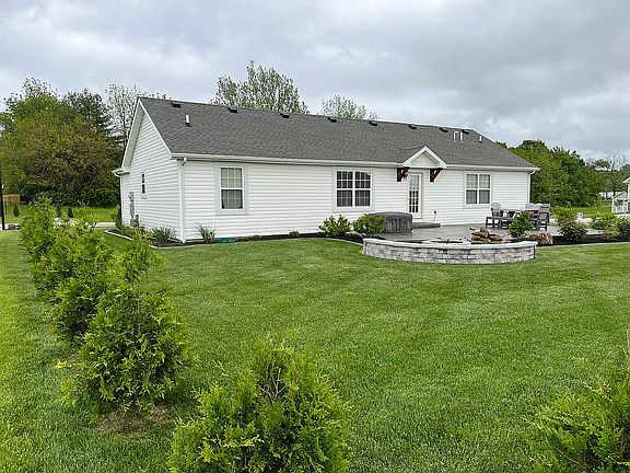 4th image of 111 Bentley Dr