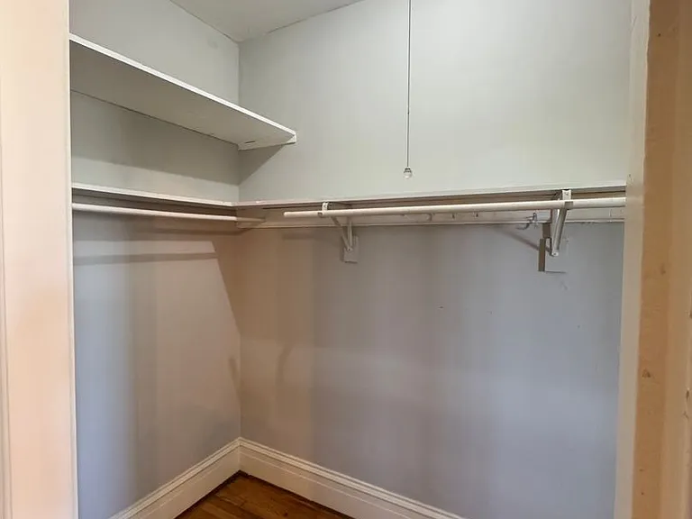 Gray Court Apartments — Photo 33