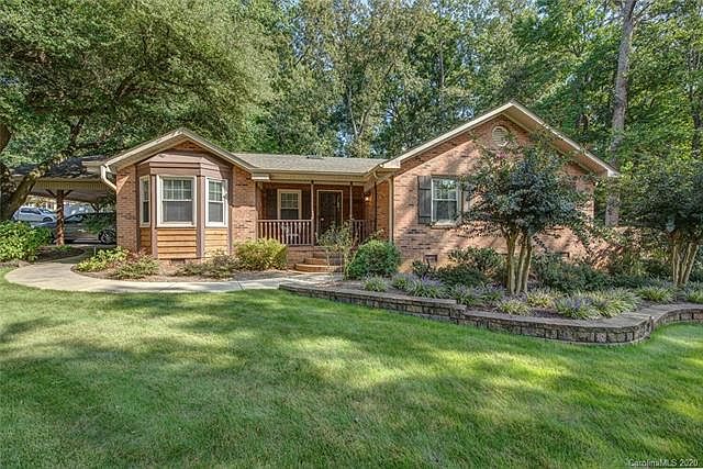 1st image of 104 Harrison Ln