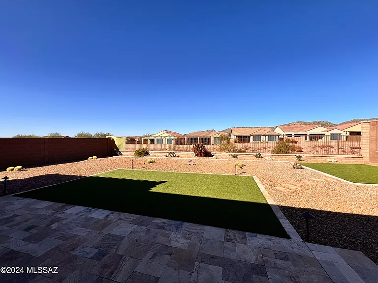 7010 W Cliff Spring Trl — Photo 37