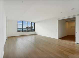 569 Occidental Ave S #904, Seattle, WA 98104