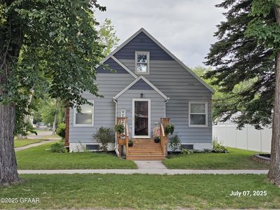 1424 2nd Ave N, Grand Forks, ND, 58203