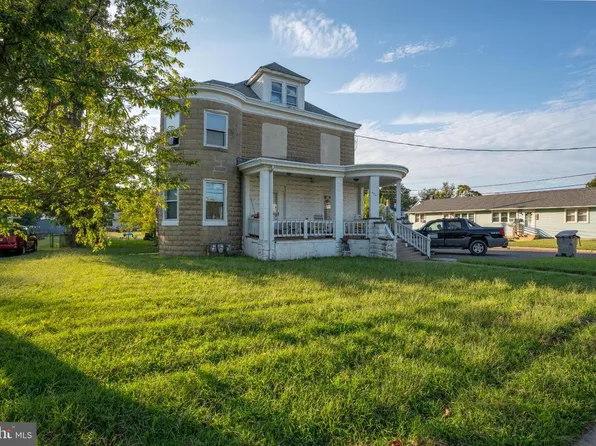 402 Billingsport Rd, Paulsboro, NJ 08066