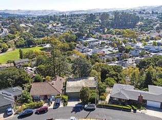 557 Summit Dr, Pinole, CA 94564