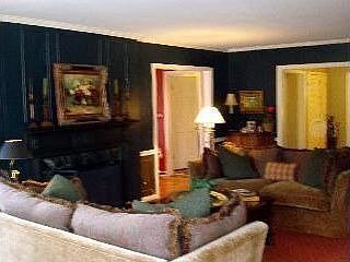 4th image of 3200 W 67th St