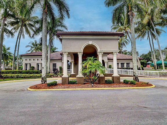 2nd image of 8553 Via Serena #8553