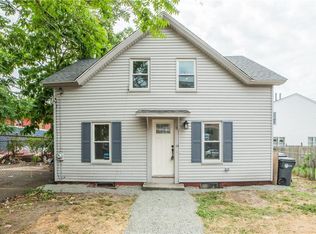 14 Plymouth St, Providence, RI 02907