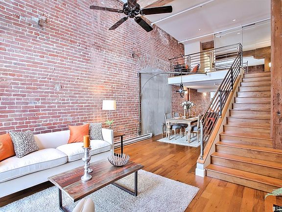 3rd image of 101 Harrison St #121