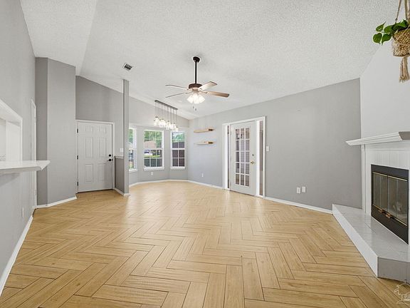2nd image of 8129 Treetop Ln