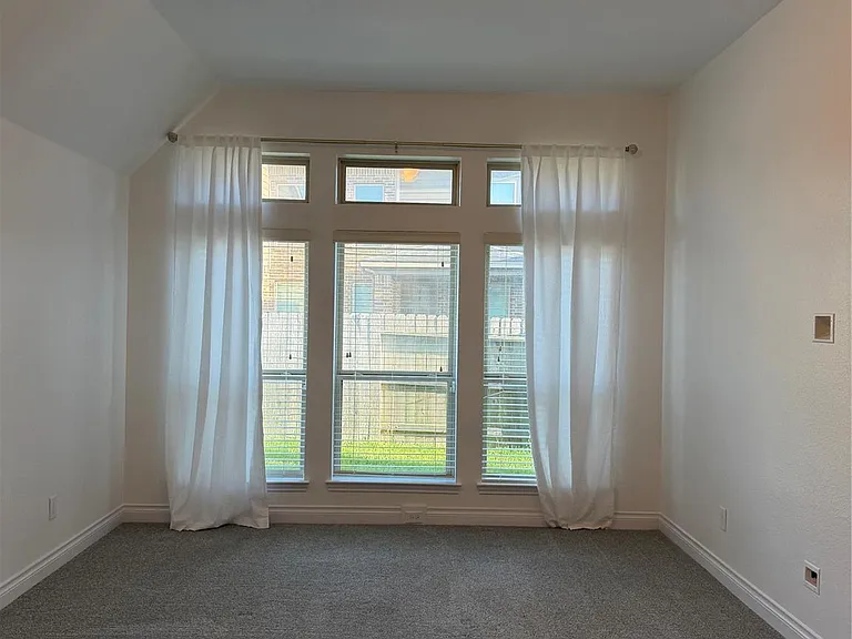 3319 Sky Run Ct — Photo 31