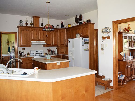 3rd image of 3010 Golden Bear Ct