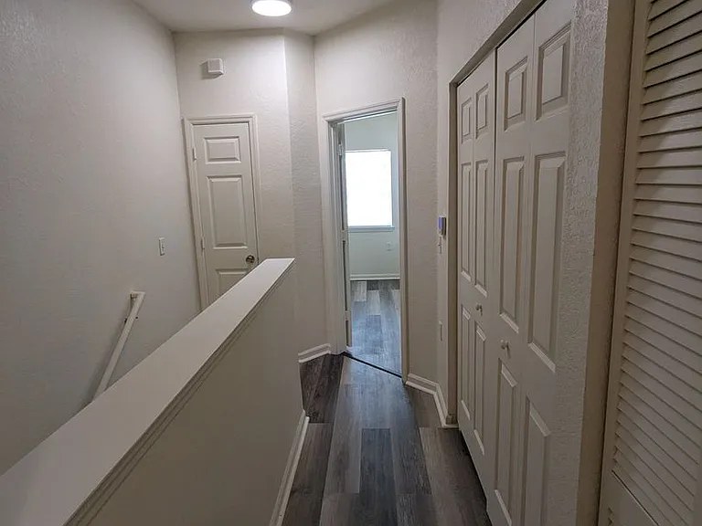 4833 NW 46th Pl #106 — Photo 37