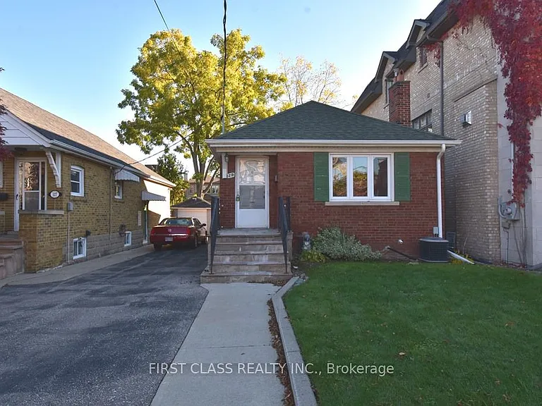 129 Felbrigg Ave — Photo 1