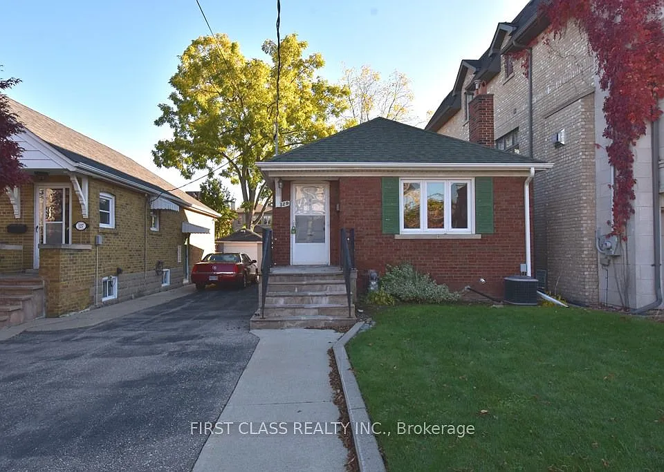 129 Felbrigg Ave