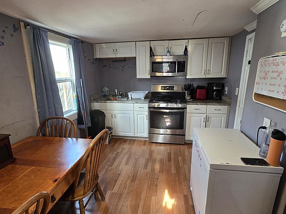 4th image of 28-28A Ash Street