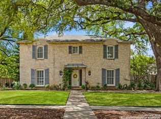 2202 W Gramercy Pl, San Antonio, TX 78201