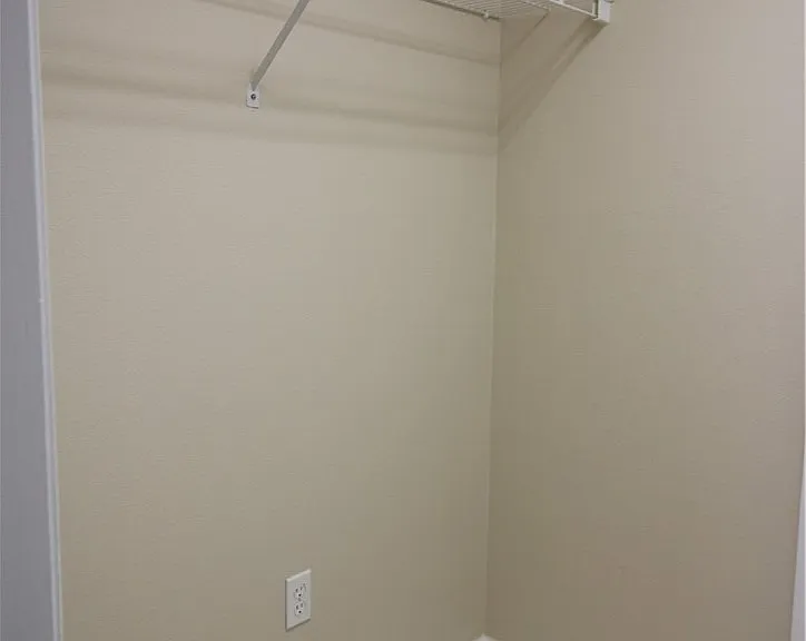 2864 N Churchill Way — Photo 31