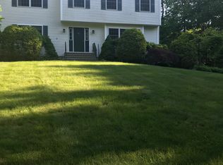 291 Drewville Rd, Carmel, NY 10512