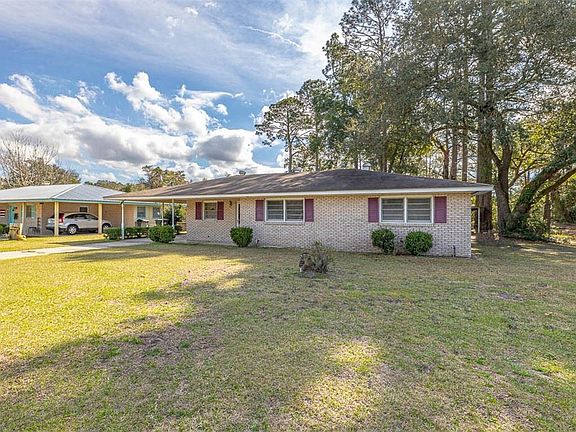 3rd image of 1024 Cate Rd