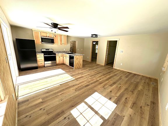 5th image of 124 Mary Rd