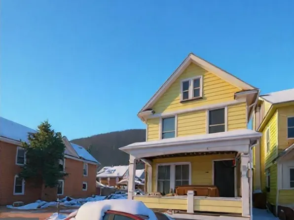 148 Susquehanna Ave, Renovo, PA 17764