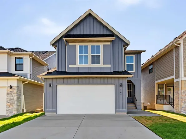 164 NW Copperhead Rd SE, Calgary, AB T2Z 5G9