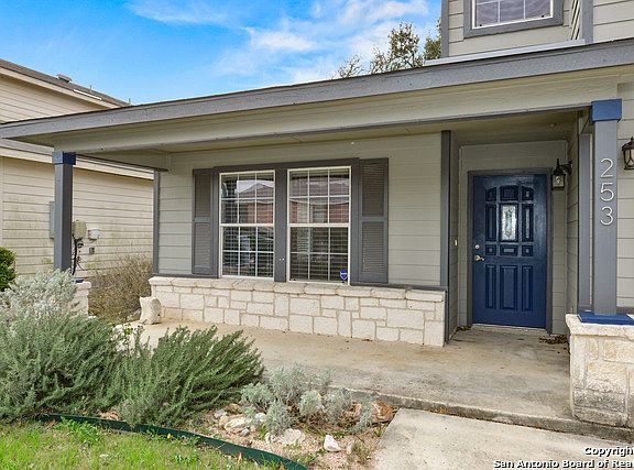 3rd image of 253 Michelle Ln