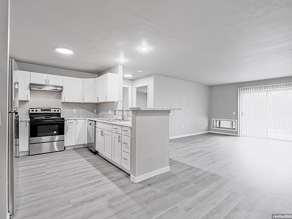 2 Bed, 2 Bath