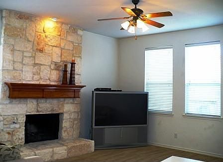 3rd image of 1623 Briarhollow Ct