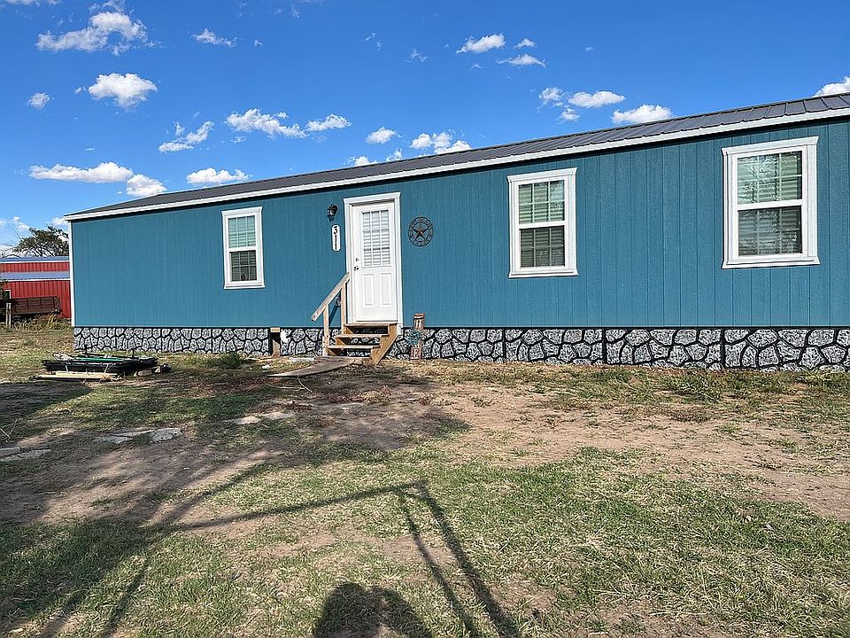 1 Bed 1 Bath open floor plan