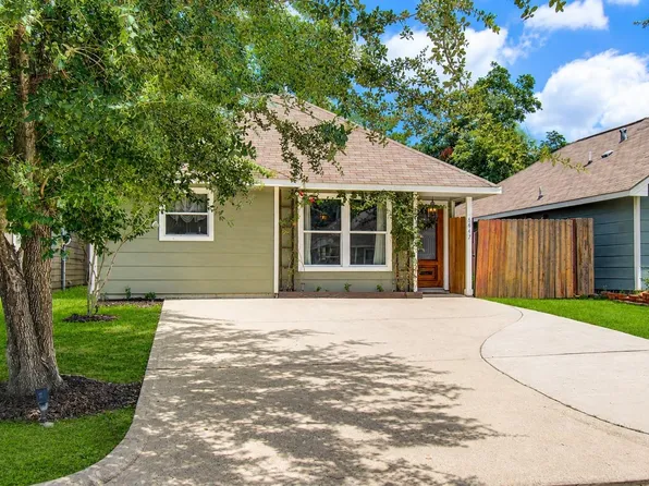 8647 Suburban Oaks Rd, Houston, TX 77093