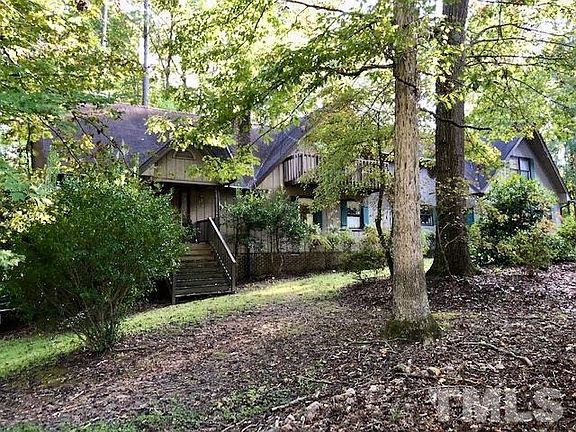 2nd image of 5 Dogwood Forest Ln
