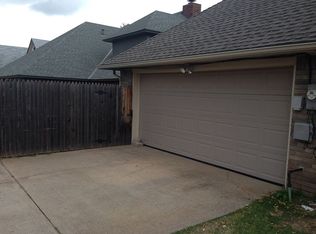 6915 N Spinnaker Ln, Oklahoma City, OK 73116